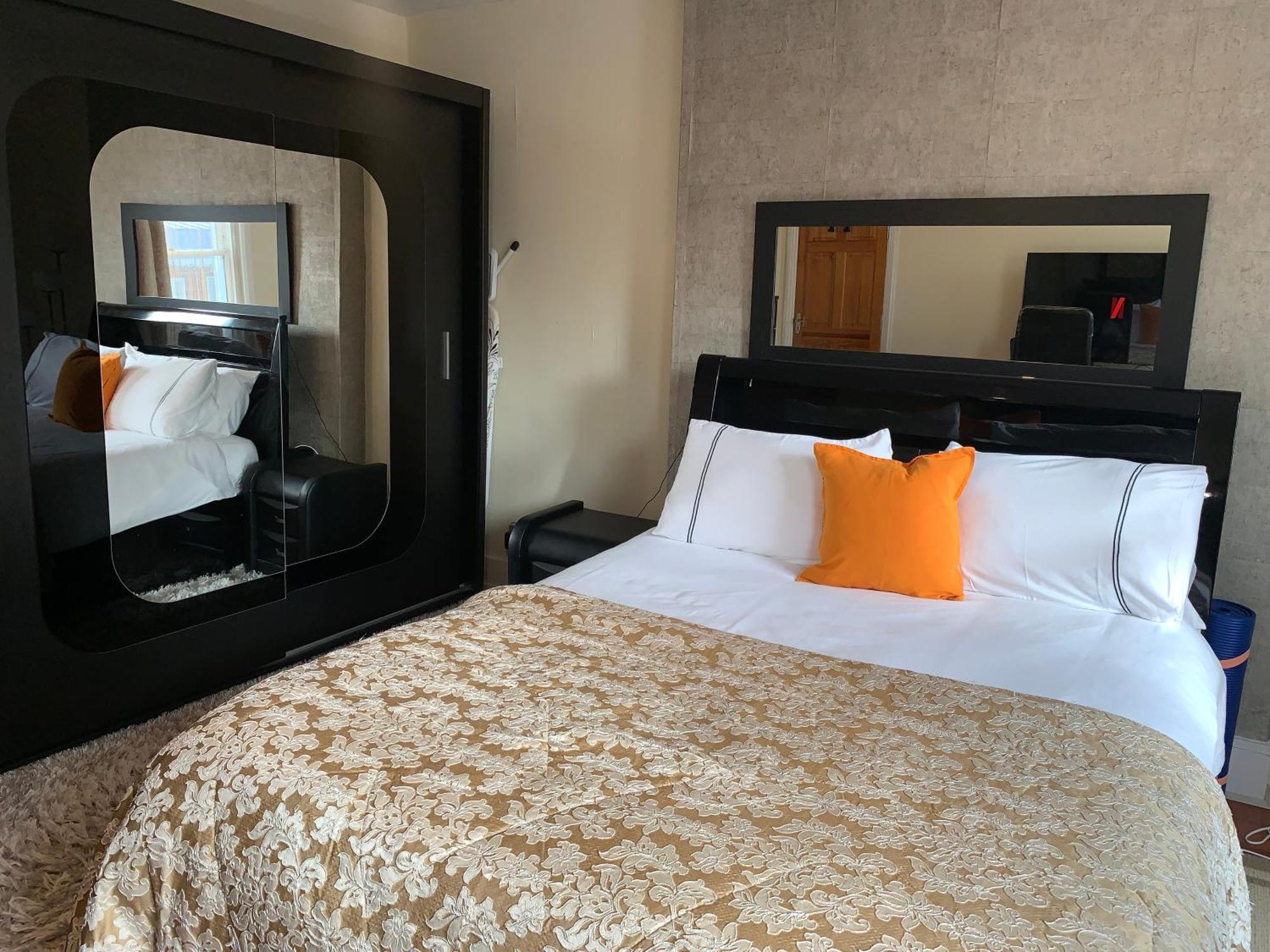 Superbly Furnished Apartment In Central London Bagian luar foto